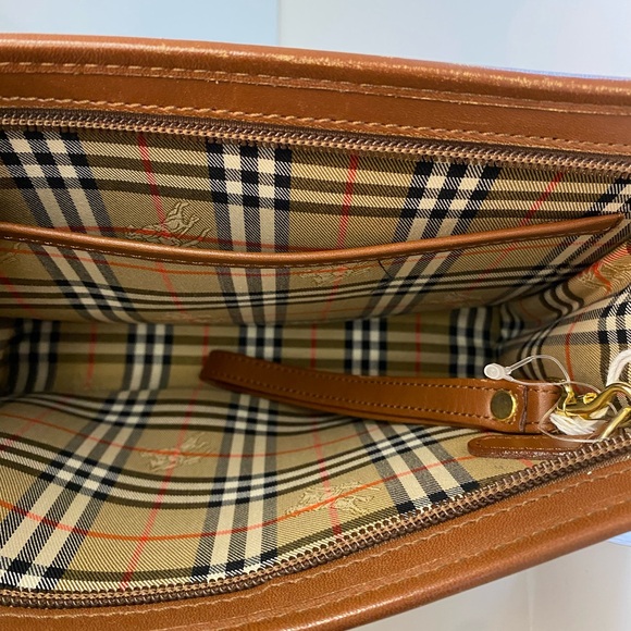 BURBERRY VINTAGE CLUTCH UNISEX - Picture 8 of 8